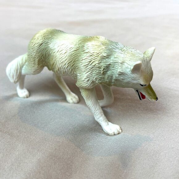 Terra by Battat White Snow Wolf Animal Figurine - Picture 1 of 5
